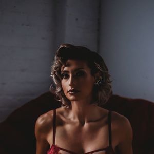 Meet your Posher, Dana